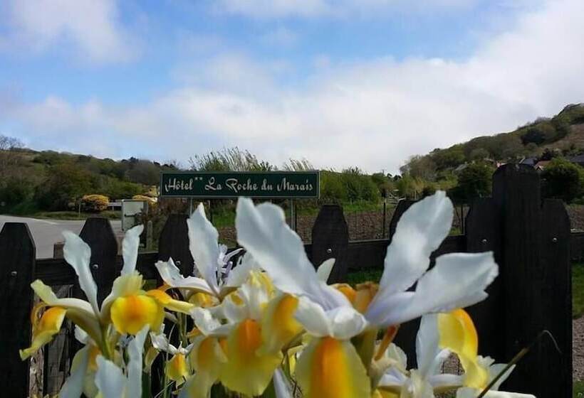 Отель La Roche Du Marais