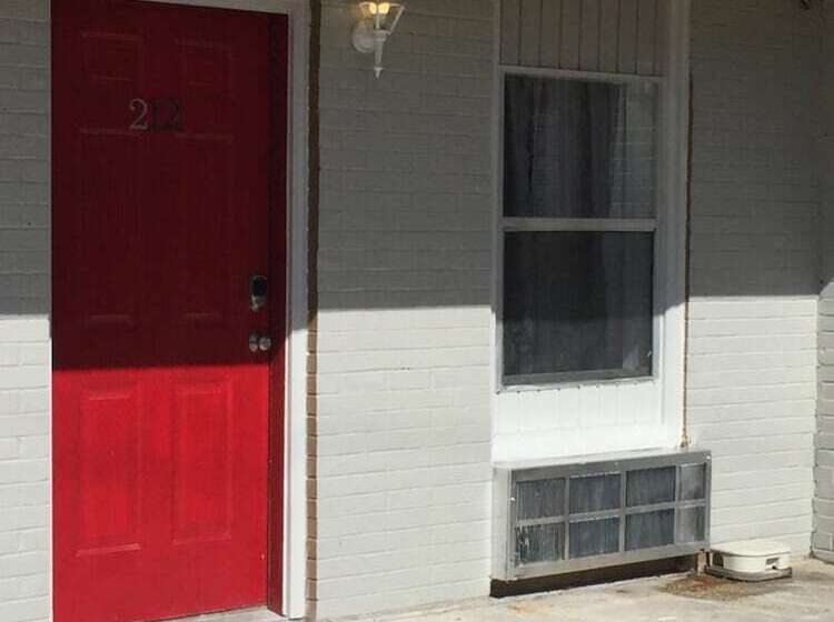 汽车旅馆  Gators Inn On The Bayou