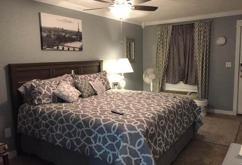 汽车旅馆  Gators Inn On The Bayou