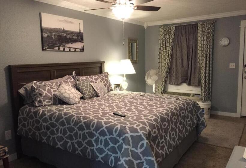 汽车旅馆  Gators Inn On The Bayou