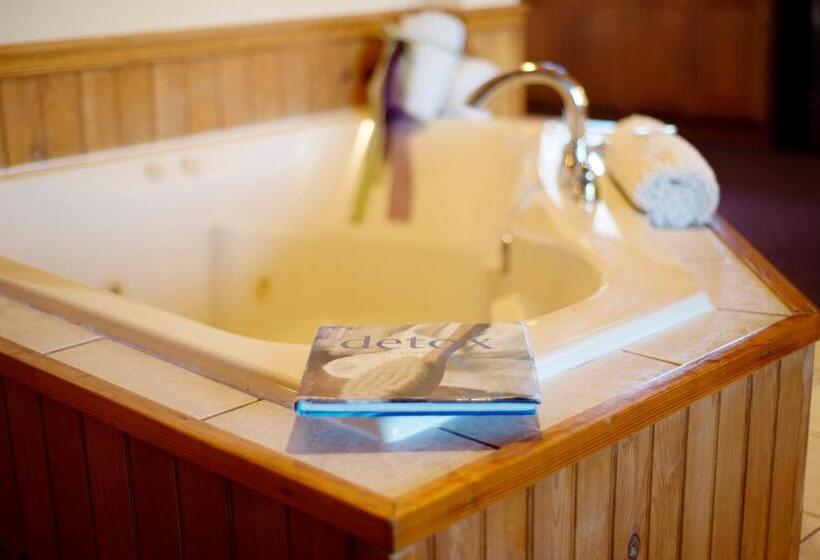 מוטל Savannah House Wine Country Inn & Cottages