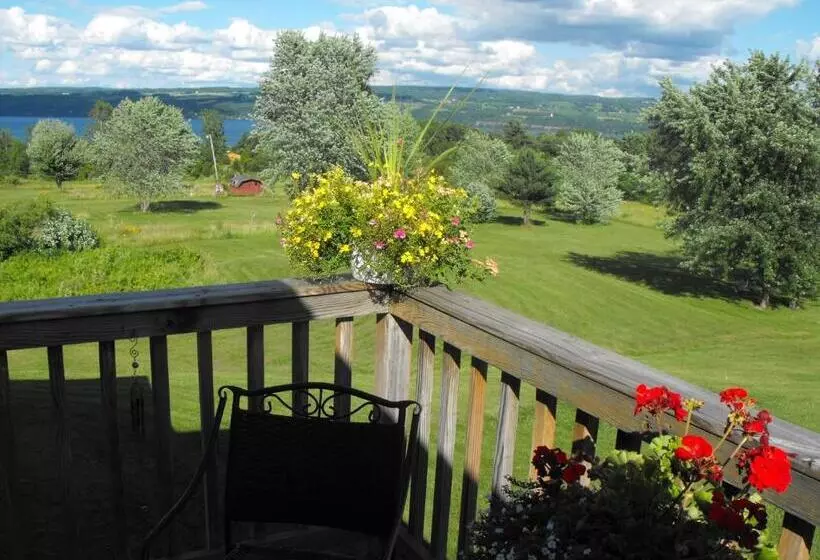 Motelli Savannah House Wine Country Inn & Cottages