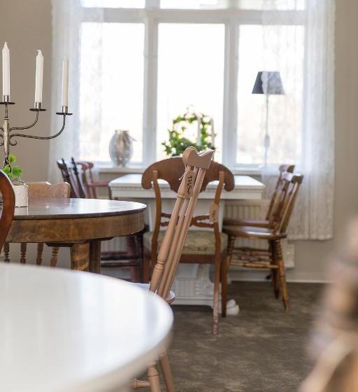 פנסיון Immeln Guest House