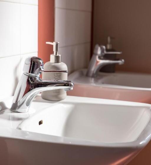 פנסיון Immeln Guest House