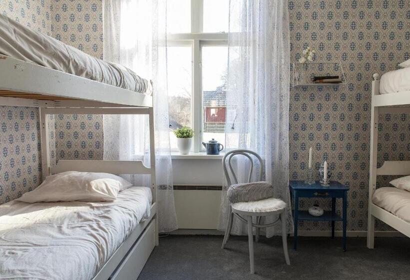 פנסיון Immeln Guest House