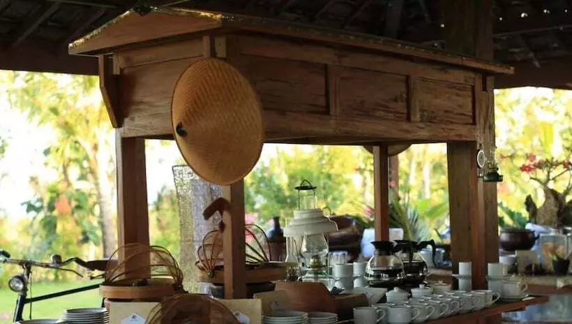 Aamiaismajoitus (B&B) Azana Green Resort Pracimantoro