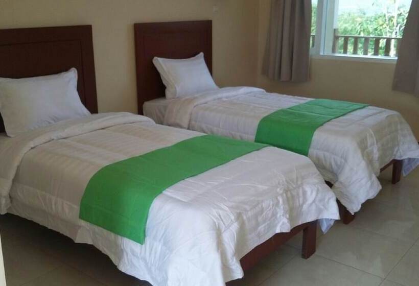 Bed and Breakfast Azana Green Resort Pracimantoro