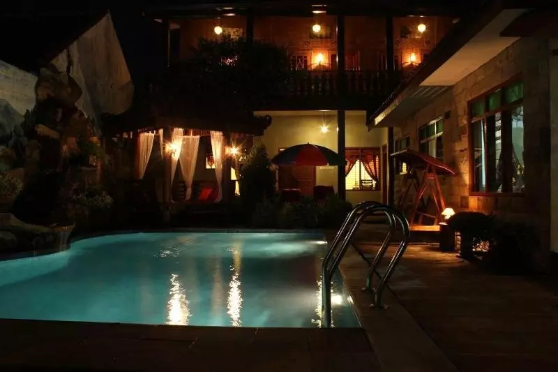 ベッドアンドブレックファースト Marry Ind Gunung Kawi Guest House Malang