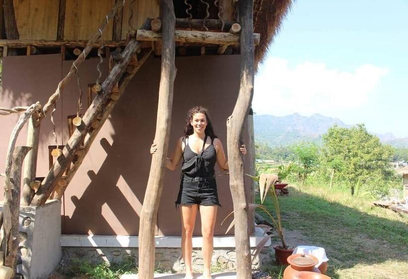 De Chicktoria Hostel And Lounge