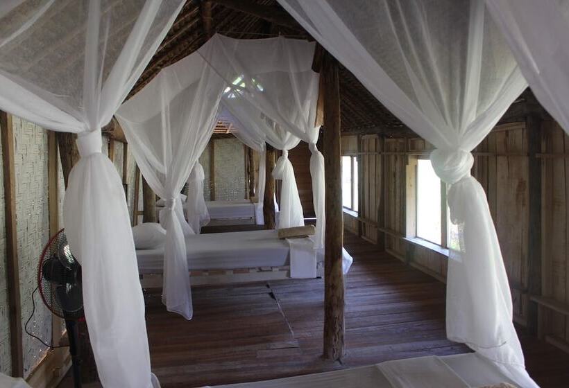 De Chicktoria Hostel And Lounge