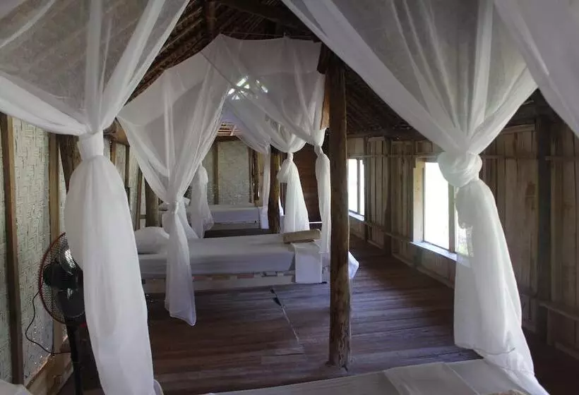 De Chicktoria Hostel And Lounge