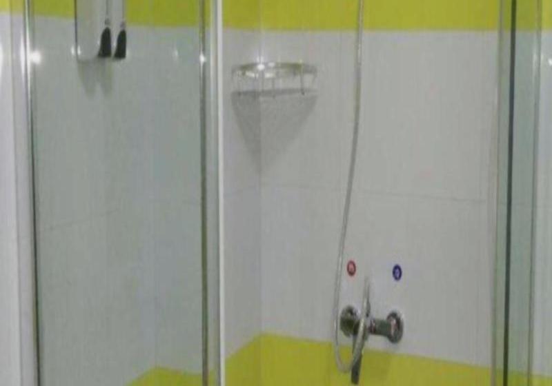 Отель 7 Days Inn Taizhou Qingnian Road Wanda Square