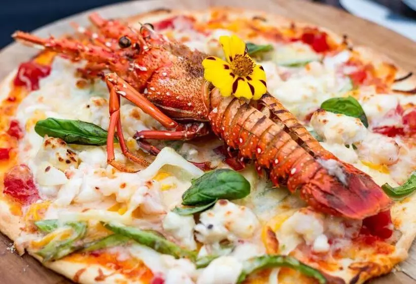 Hotelli Arton Resort & Beach Club