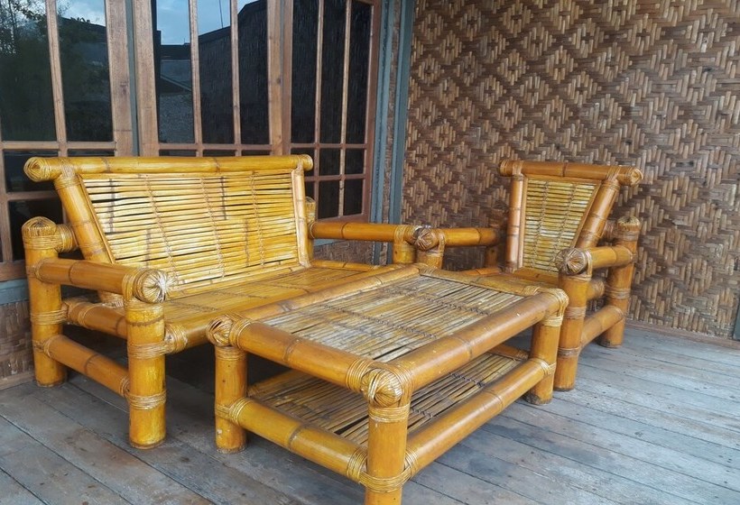 فندق صغير Bambu Hotel By Oyo Rooms