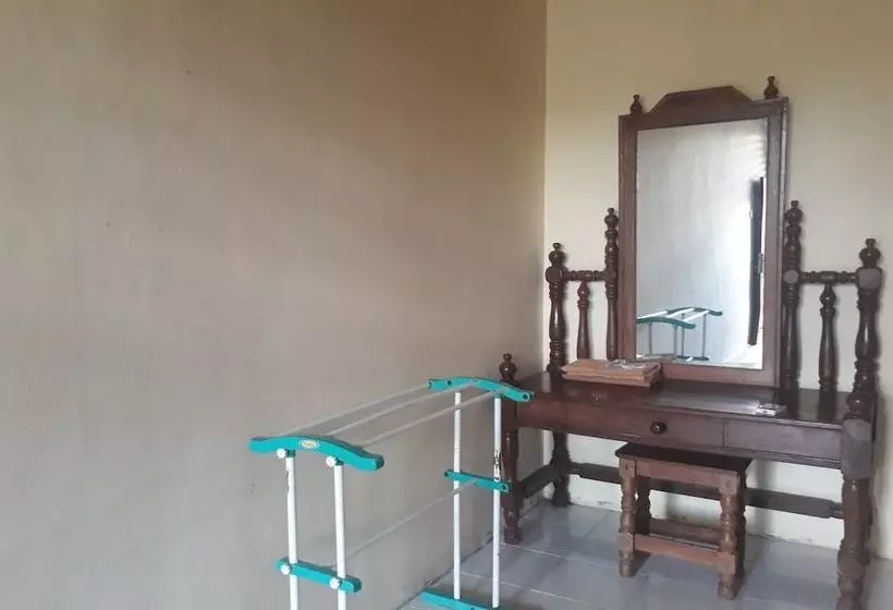 Retkeilymaja Bambu Hotel By Oyo Rooms