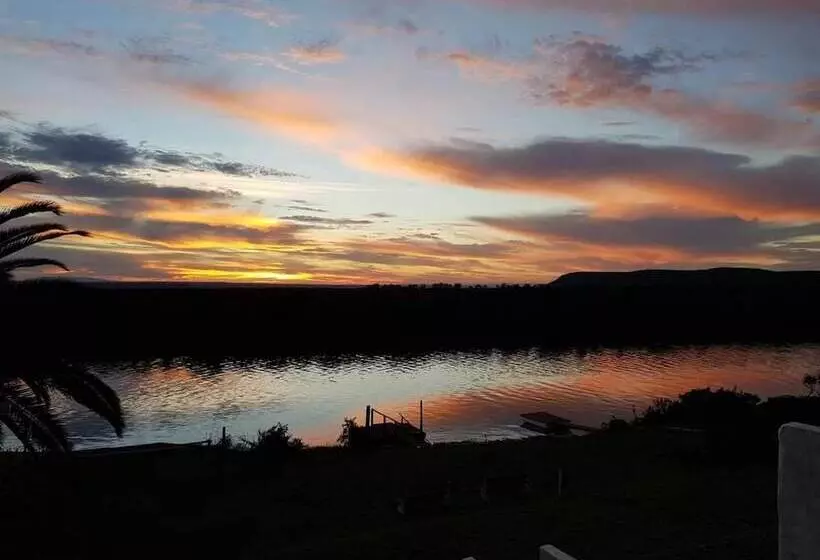 ベッドアンドブレックファースト Addo Riverside Villa