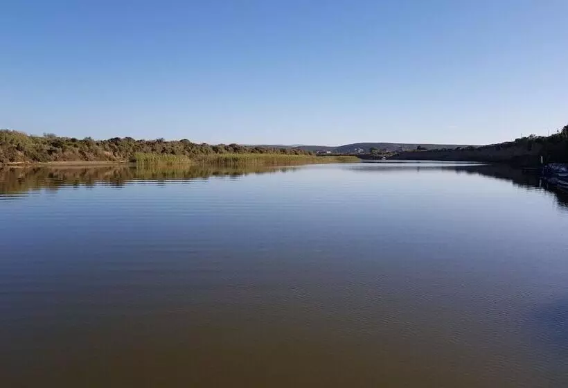 ベッドアンドブレックファースト Addo Riverside Villa