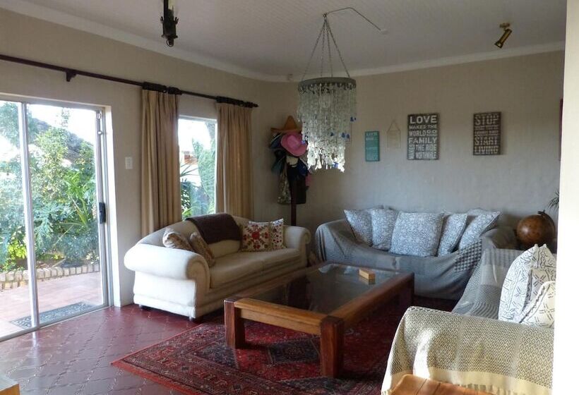 ベッドアンドブレックファースト Addo Riverside Villa