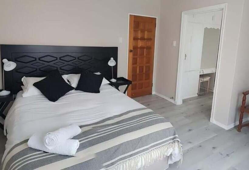 ベッドアンドブレックファースト Addo Riverside Villa