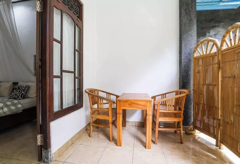 ベッドアンドブレックファースト Artha Dewata Home Stay