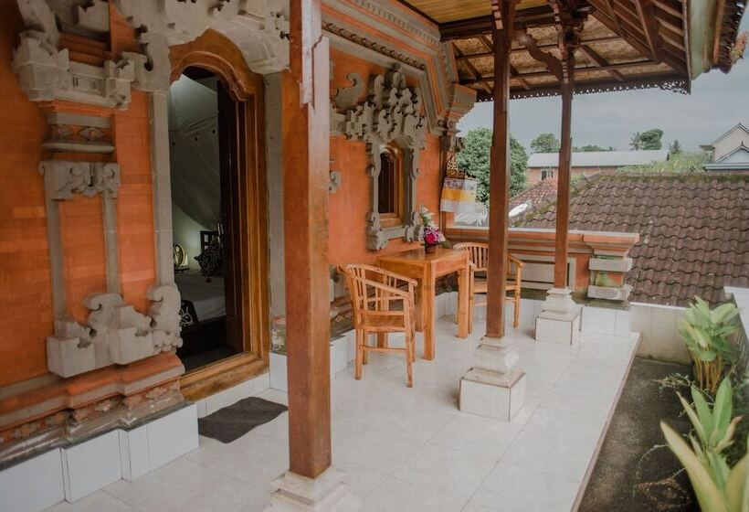 צימר Artha Dewata Home Stay