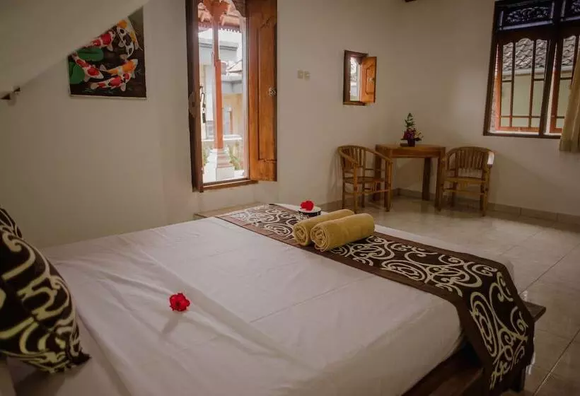 ベッドアンドブレックファースト Artha Dewata Home Stay