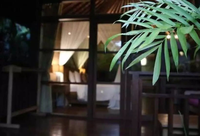 Aamiaismajoitus (B&B) Villa D'uma