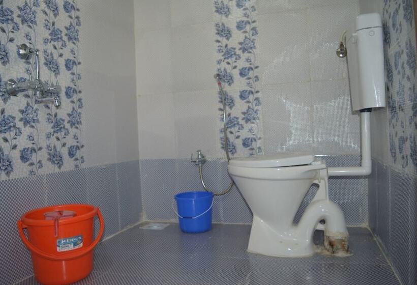 酒店 Atharv Resort