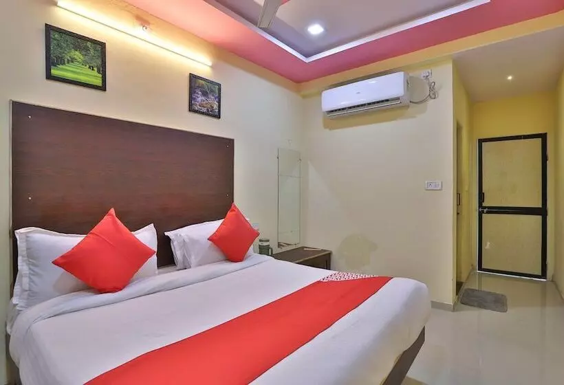 Hotelli D K Guest House By Oyo Rooms