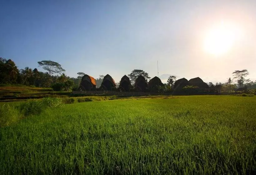 Hotelli De Klumpu Bali Eco Tradi Stay
