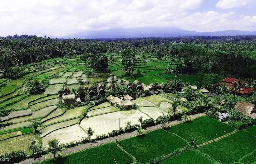 酒店 De Klumpu Bali Eco Tradi Stay