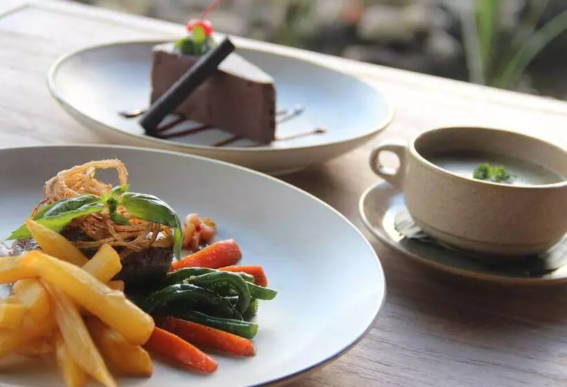 Hotelli De Klumpu Bali Eco Tradi Stay