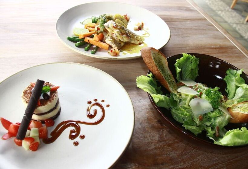 酒店 De Klumpu Bali Eco Tradi Stay