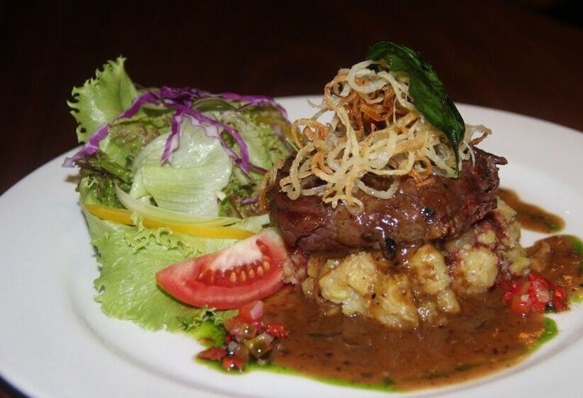 酒店 De Klumpu Bali Eco Tradi Stay