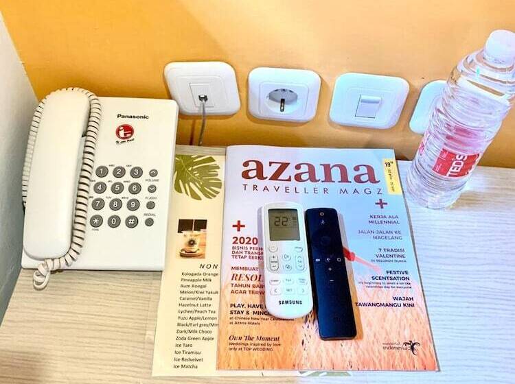 Hotel Front One Cabin Sunter