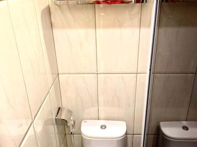 Hotel Front One Cabin Sunter