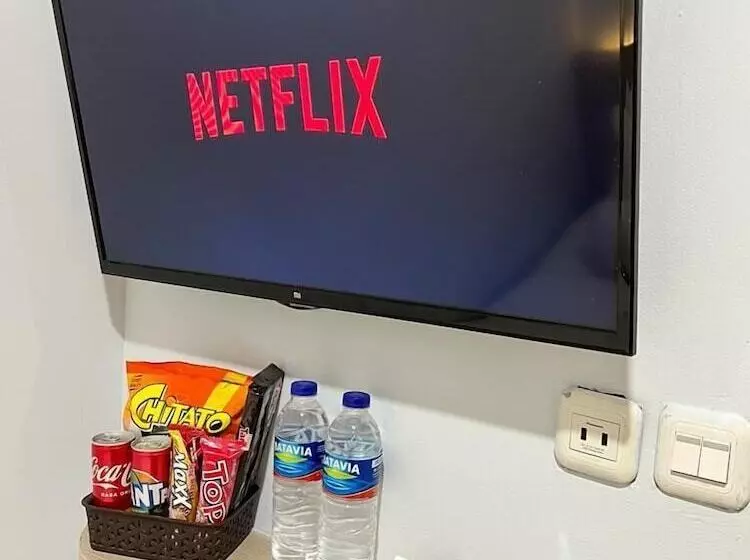 Hotelli Front One Cabin Sunter