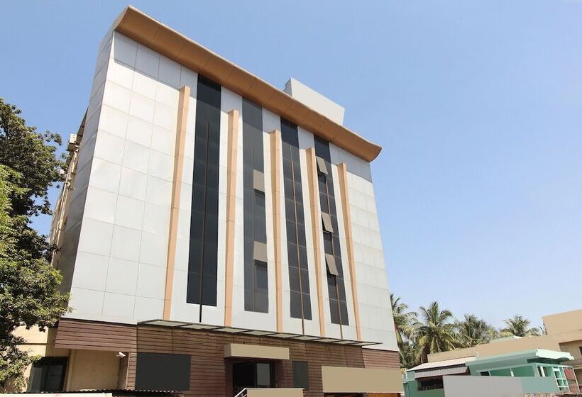 酒店 Megharaj By Oyo Rooms