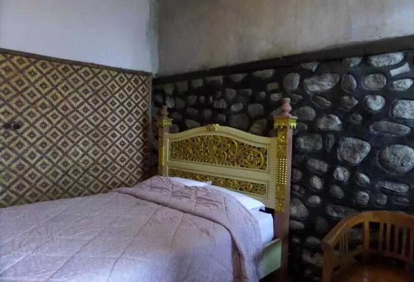 Hotelli Pondok Wisata Adas