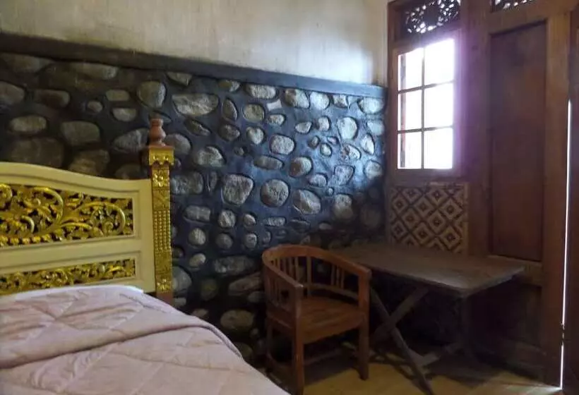 Hotelli Pondok Wisata Adas