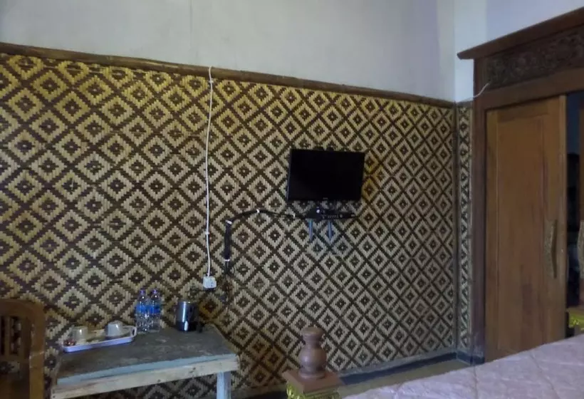 Hotelli Pondok Wisata Adas