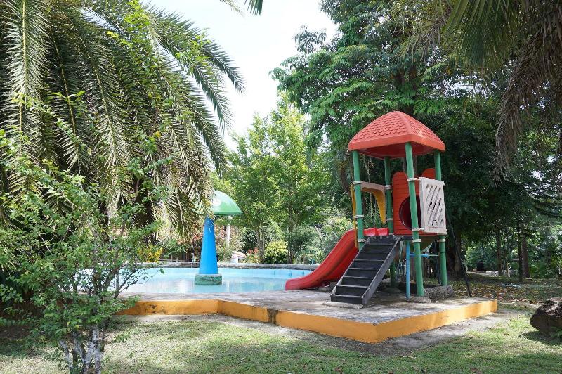 酒店 Ranong Resort & Laguna