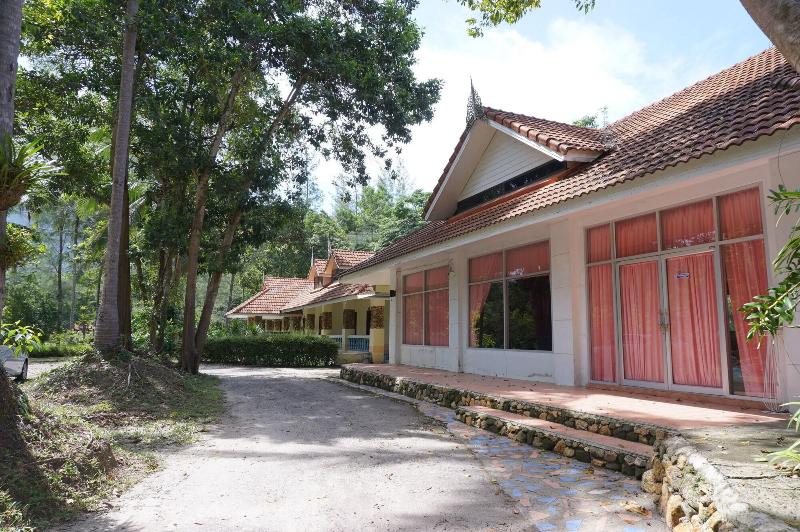 酒店 Ranong Resort & Laguna