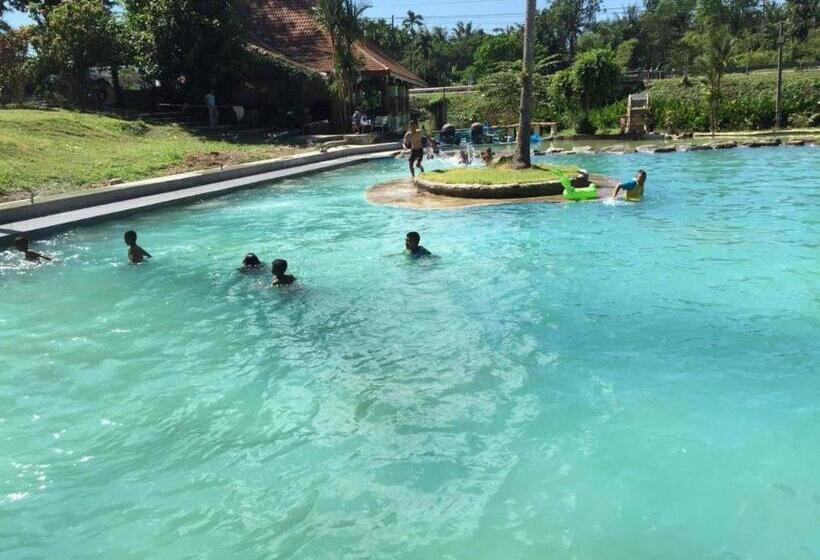 酒店 Ranong Resort & Laguna