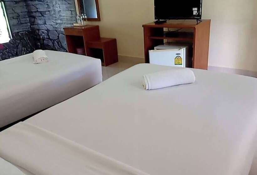 酒店 Ranong Resort & Laguna