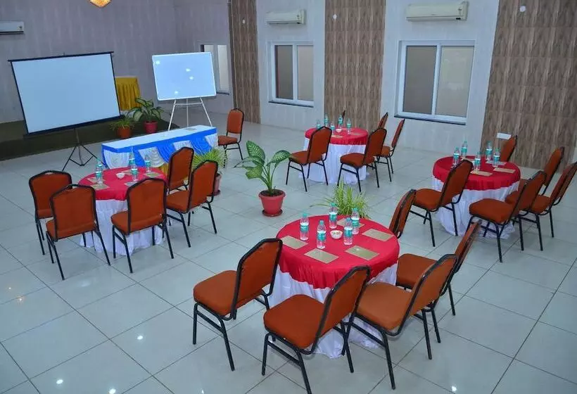 ホテル Vishal Prakruthi Resorts