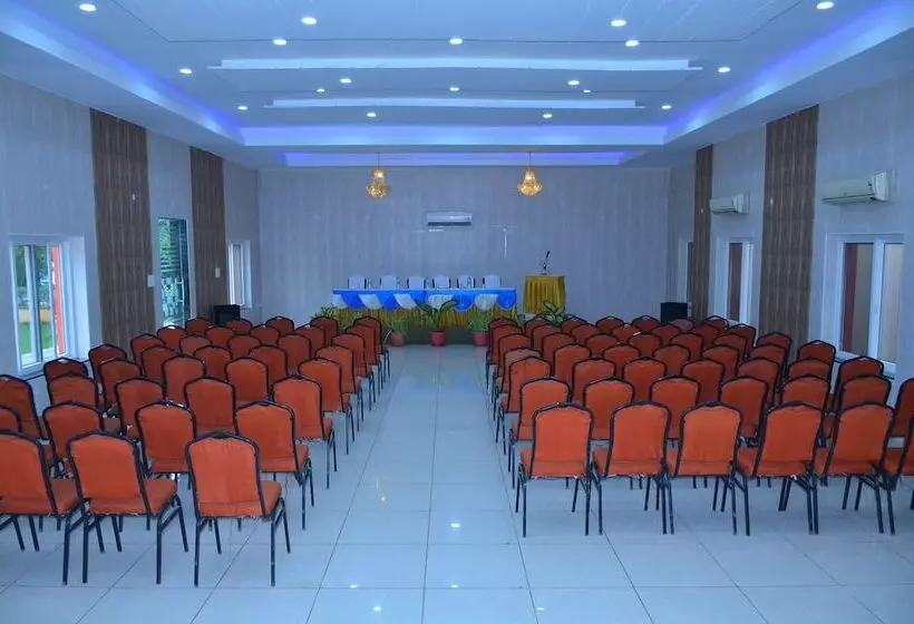 ホテル Vishal Prakruthi Resorts