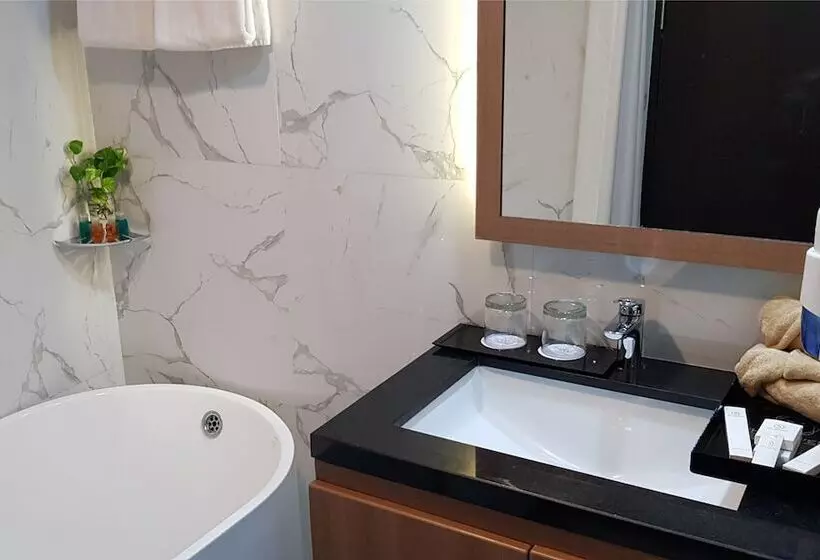 Novena Hotel By Azana