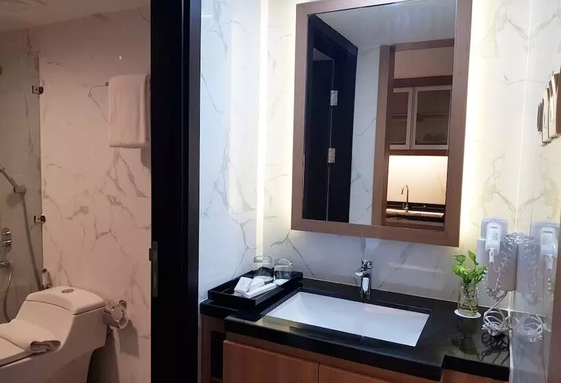 Novena Hotel By Azana