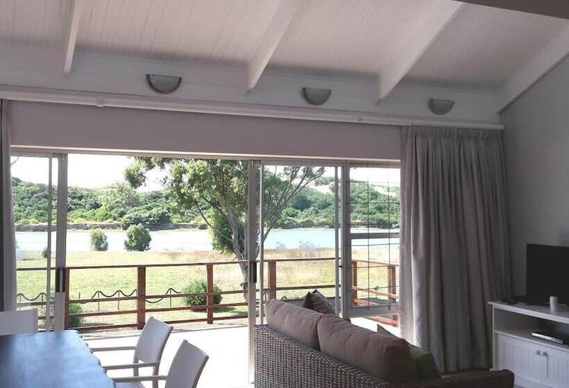 بنسيون Addo Riverview Lodge